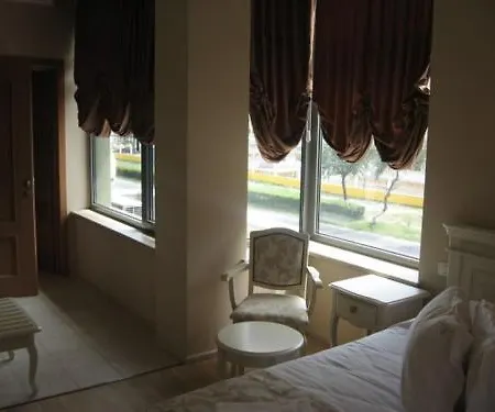 Verona Complex Villa *